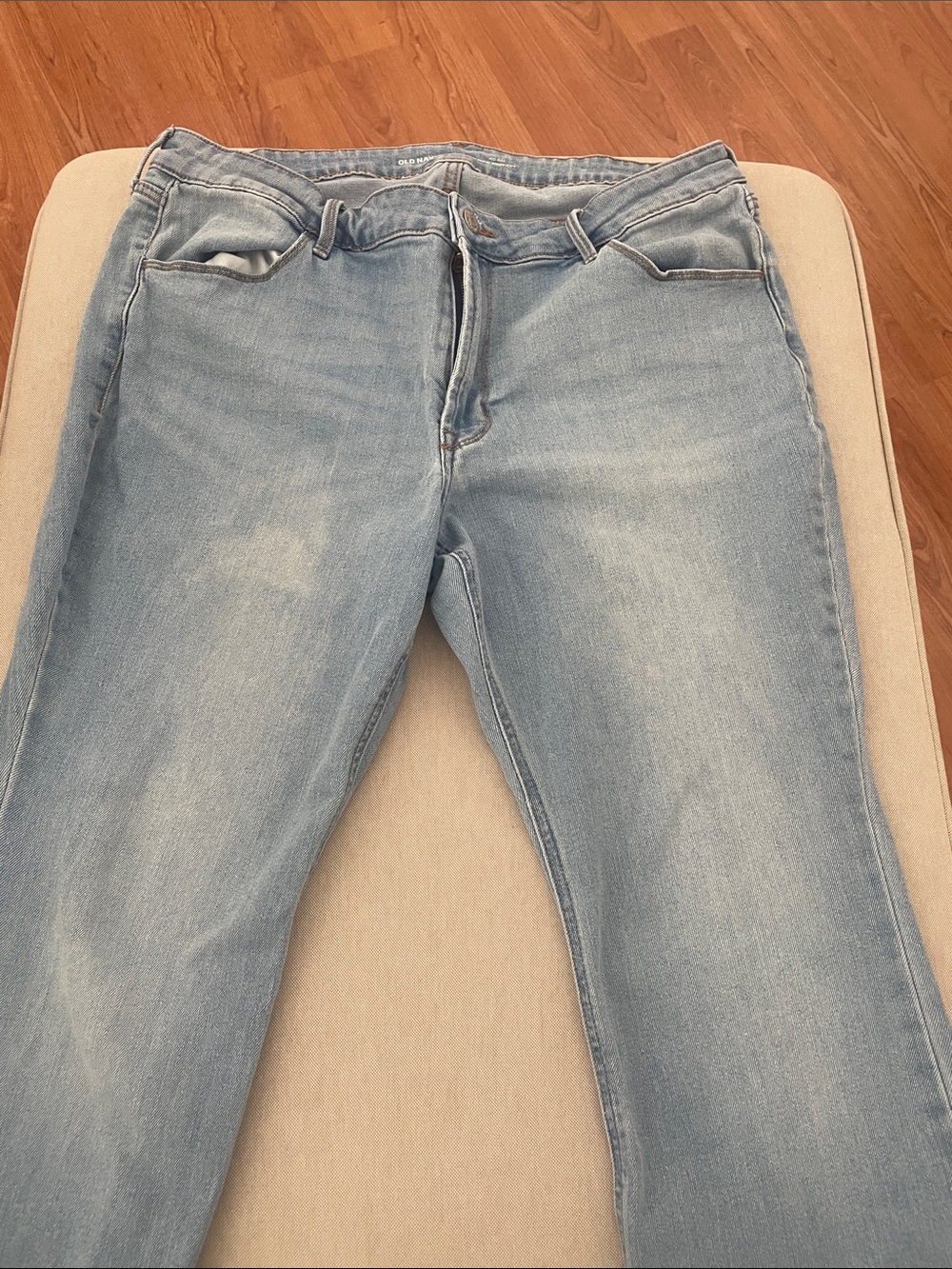 Old Navy Mid Rise Boot Cut - Picture 5 of 5